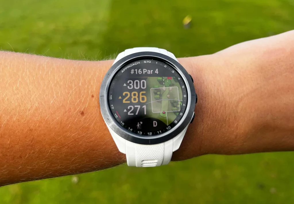 Garmin Approach S70